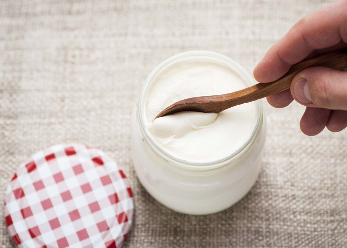 Sữa chứa những thành phần tốt cho làn da như kẽm, axit lactic và vitamin nhóm B tốt cho da